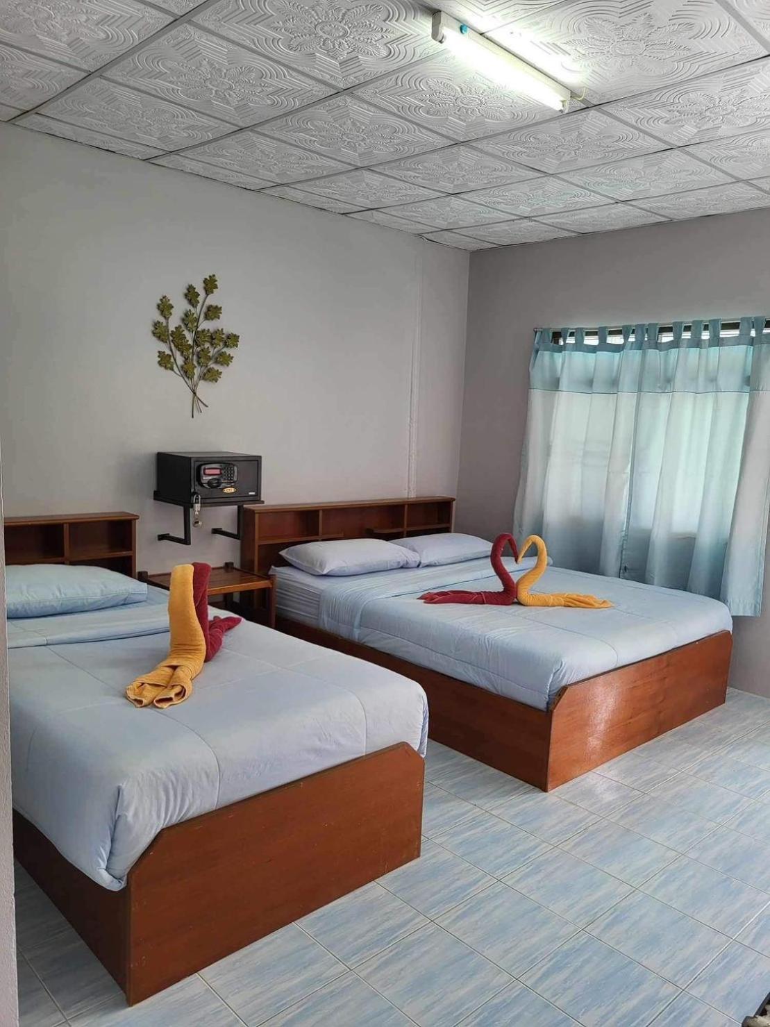Rin Beach Resort Haad Rin Exterior photo