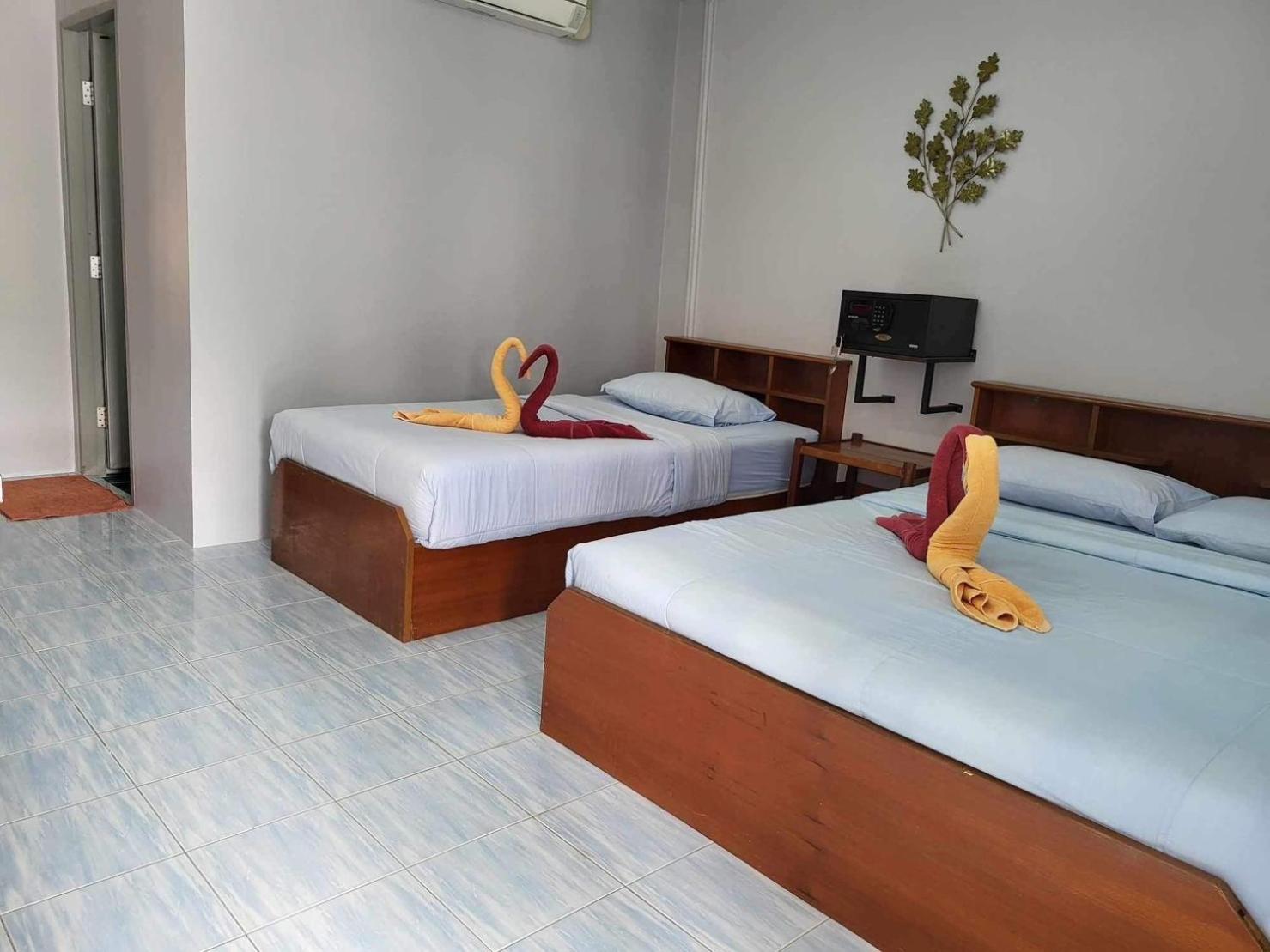 Rin Beach Resort Haad Rin Exterior photo